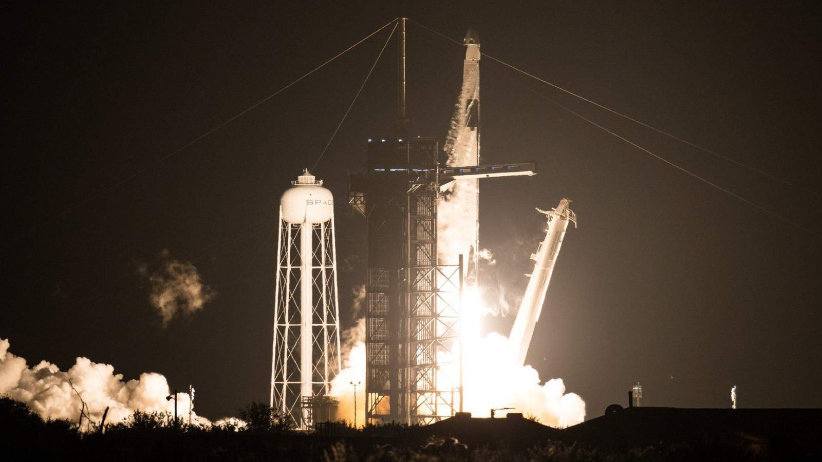 Liftoff! SpaceX launches 4 astronauts on 6-month journey in space