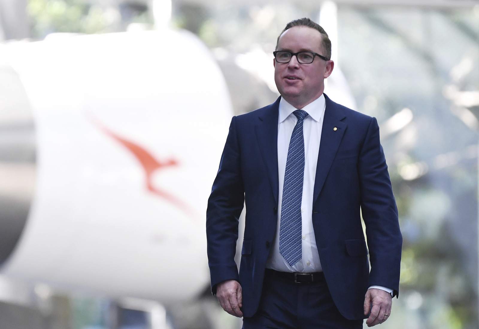 Qantas expects global travel won't resume until mid-2021