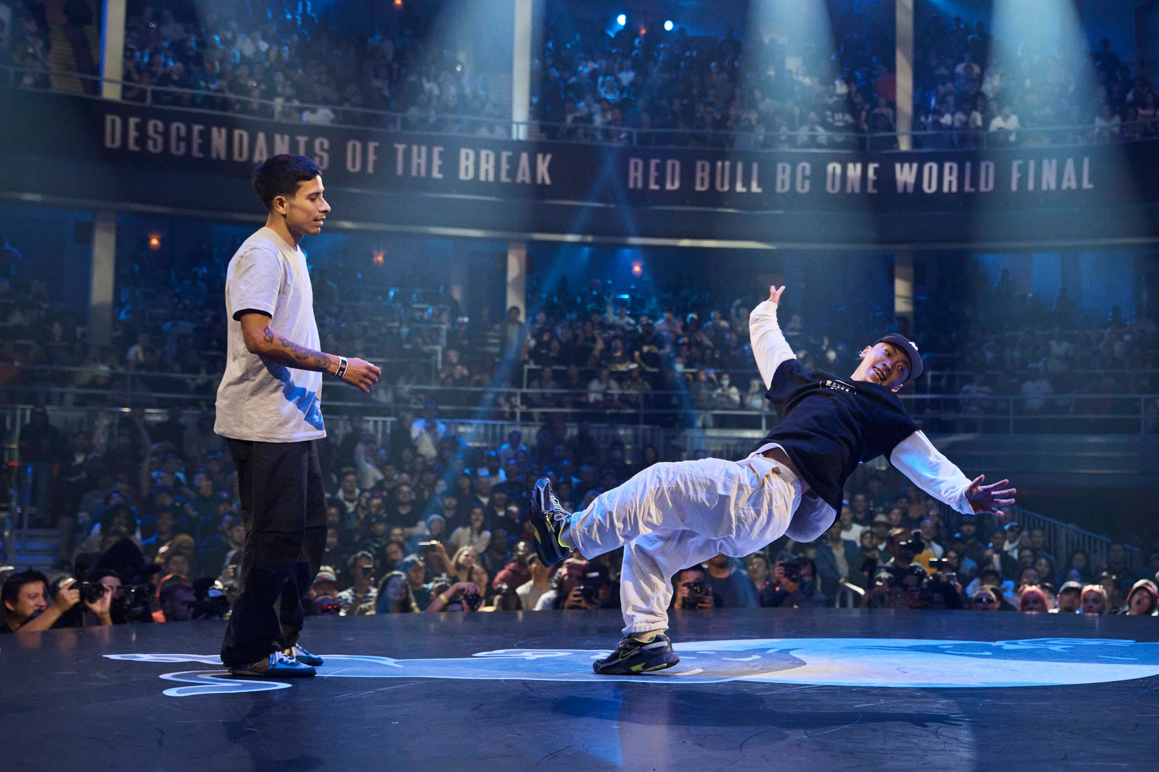 Hip-hop dancers at world championship talk breakdancing at