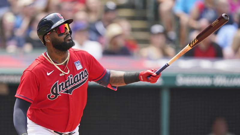 Reyes 2 HRs, drive almost hits bicyclist, Indians top Cards