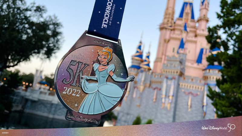 Disney shares finisher medals for 2022 Princess Half Marathon Weekend