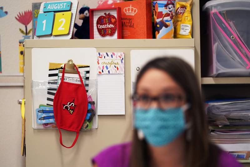 Teachers, staff at Volusia County schools must wear masks for 30 days
