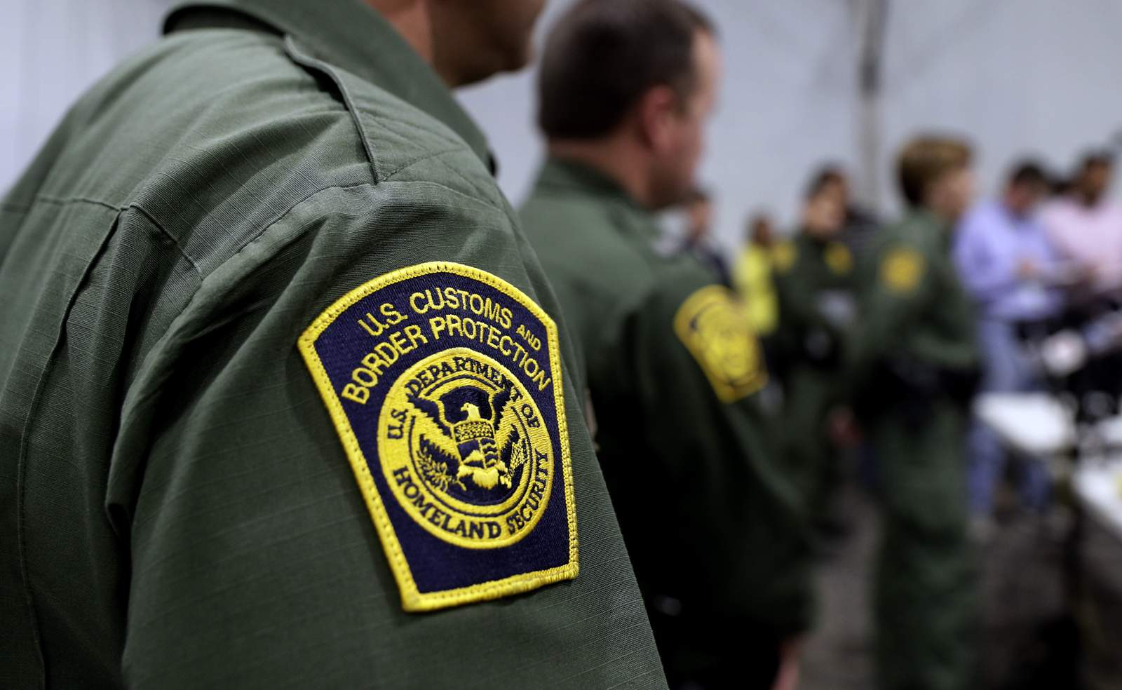 Children packed into Border Patrol tent for days on end