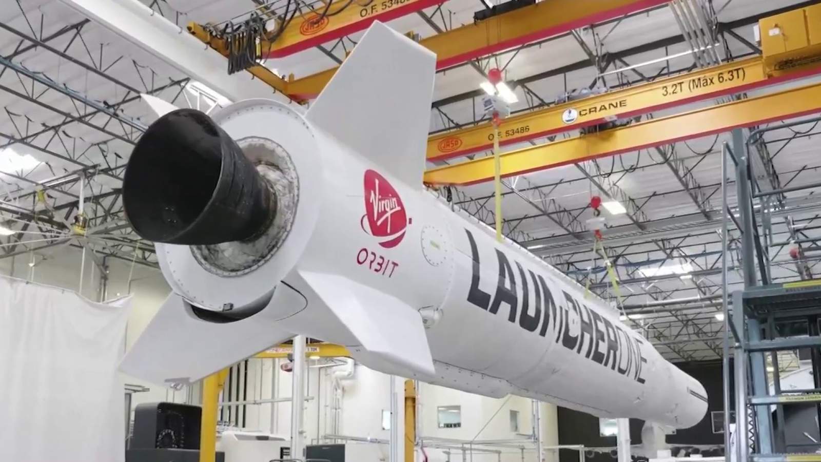 Virgin Orbit closes in on launching rocket from 747 jet, attempting to reach low-Earth orbit