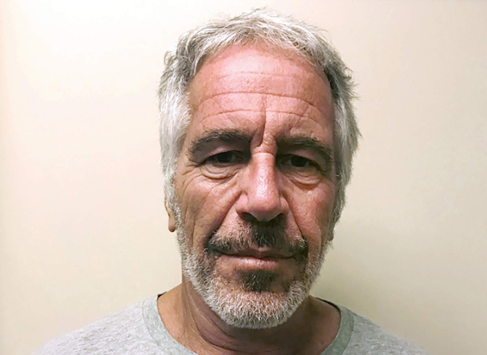 Epstein warden now running new prison despite ongoing probe