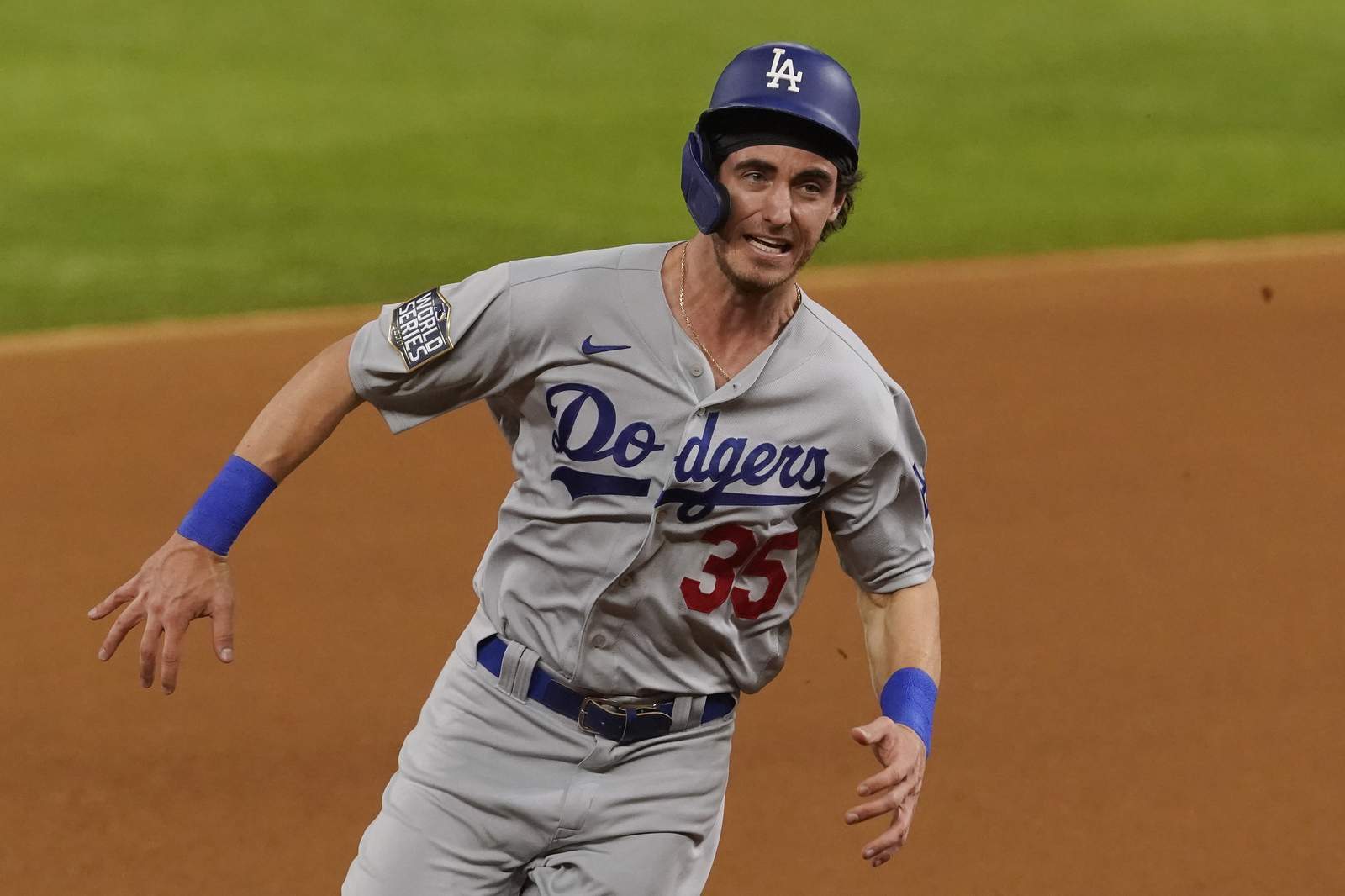 The Latest: Bellinger moved to DH for Game 4 against Rays