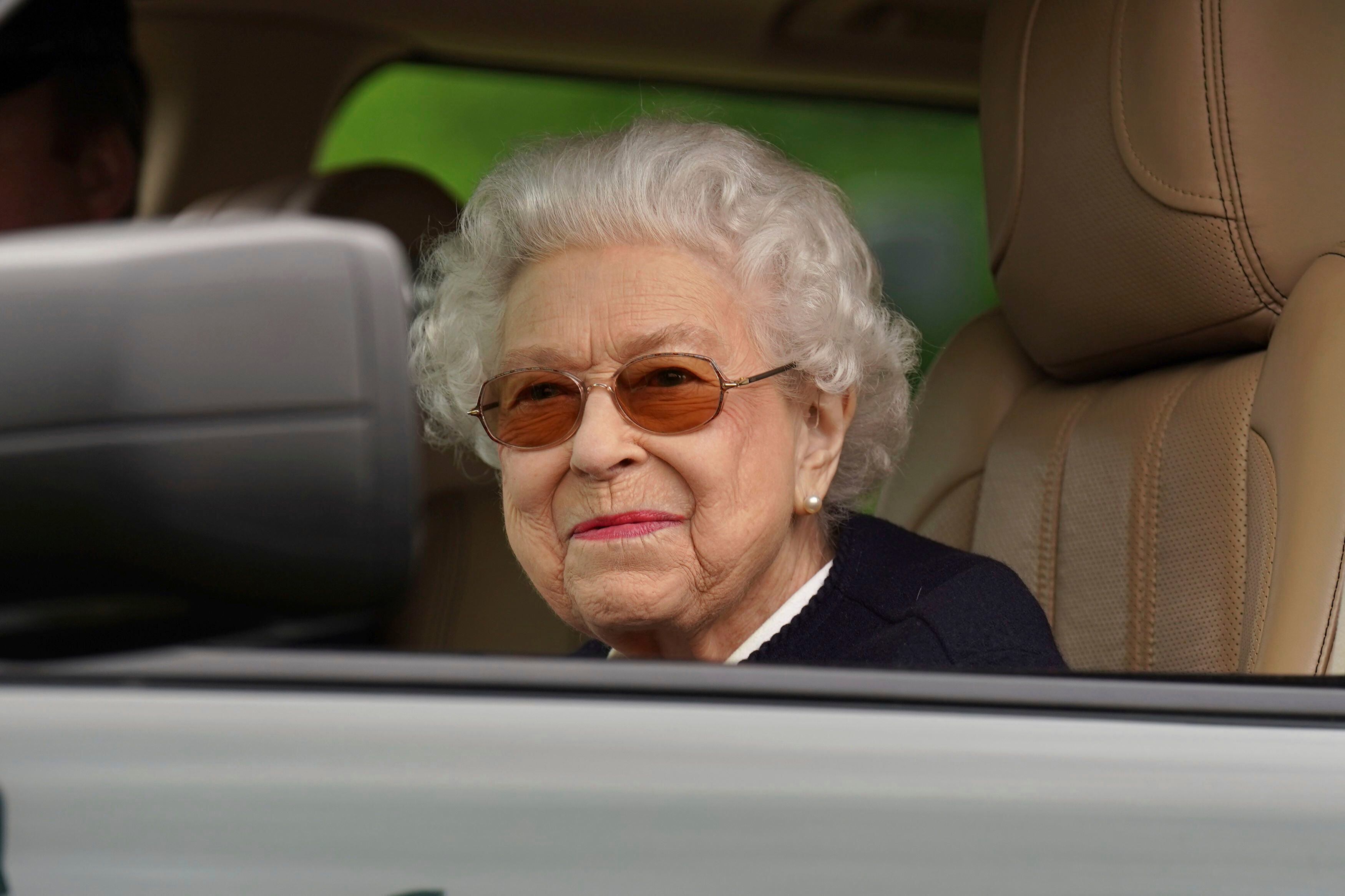 Queen attends horse show in first public appearance in weeks