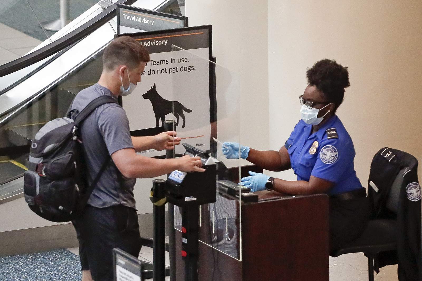 Orlando International Airport employees now required to wear face masks