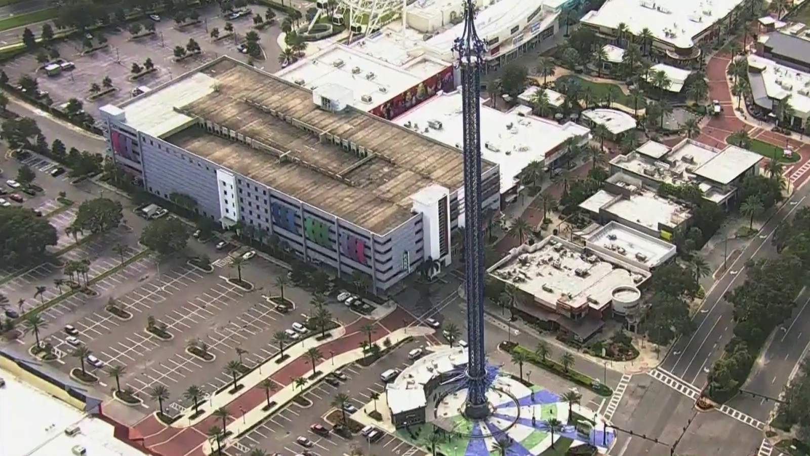 Worker falls to his death from StarFlyer attraction in Orlando