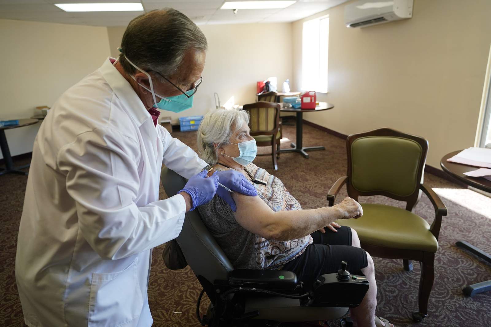 Race to inoculate long-term care facilities faces challenges as Florida surpasses 27,000 COVID-19 deaths